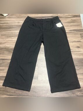 Ava & Viv Black Wide-Leg Cropped Dress Pants